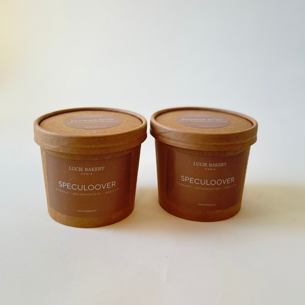 Pot de brownie bites Spéculoover au chocolat et crème de spéculoos, vue de face