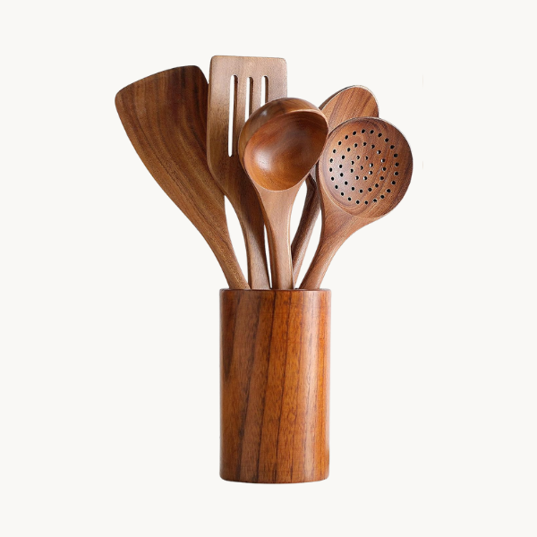 Pot à ustensiles dans une cuisine minimaliste et organisé